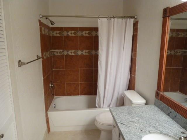 3390 Pinewalk Drive, #1025, Margate, FL 33063 3390 Pinewalk Drive, #1025, Margate, FL 33063