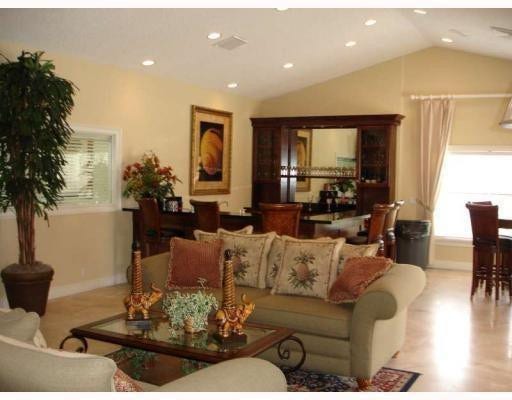 3390 Pinewalk Drive, #1025, Margate, FL 33063 3390 Pinewalk Drive, #1025, Margate, FL 33063