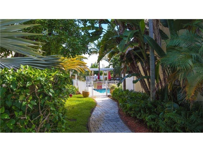 1455 Holly Heights Drive, #19, Fort Lauderdale, FL 33304