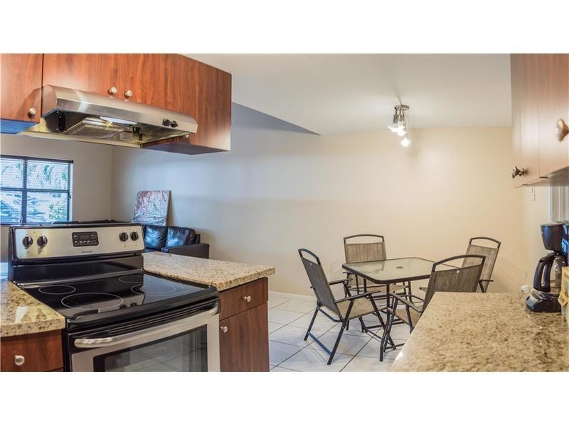 1455 Holly Heights Drive, #19, Fort Lauderdale, FL 33304