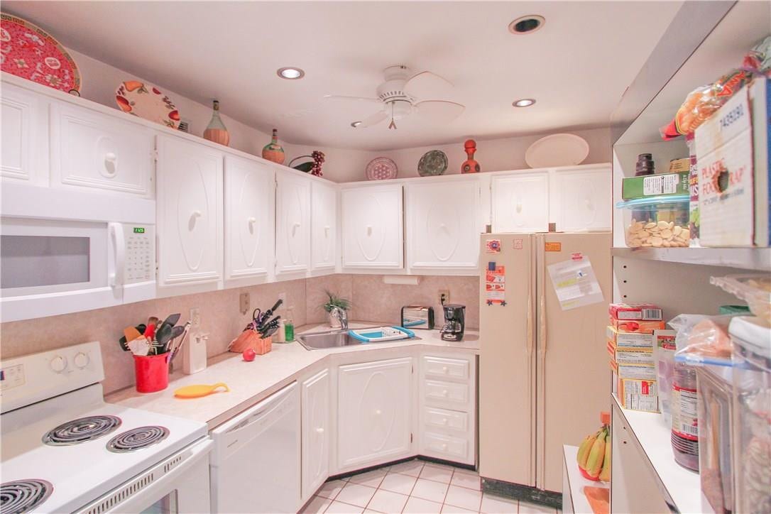 3115 Oakland Shores Drive, #E109, Oakland Park, FL 33309 3115 Oakland Shores Drive, #E109, Oakland Park, FL 33309