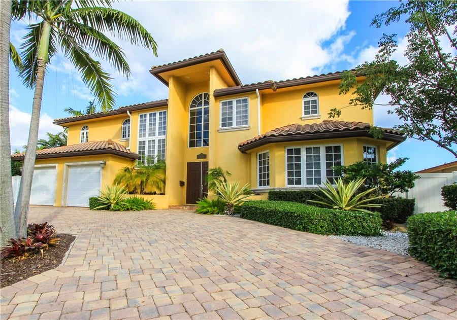 Property photo for 2200 NE 22nd Terrace, Fort Lauderdale, FL