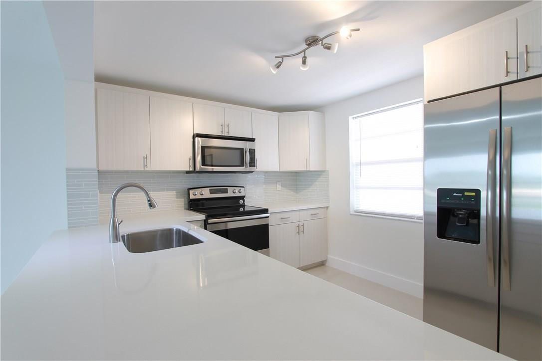 321 SE 3rd Street, #603, Dania Beach, FL 33004 321 SE 3rd Street, #603, Dania Beach, FL 33004