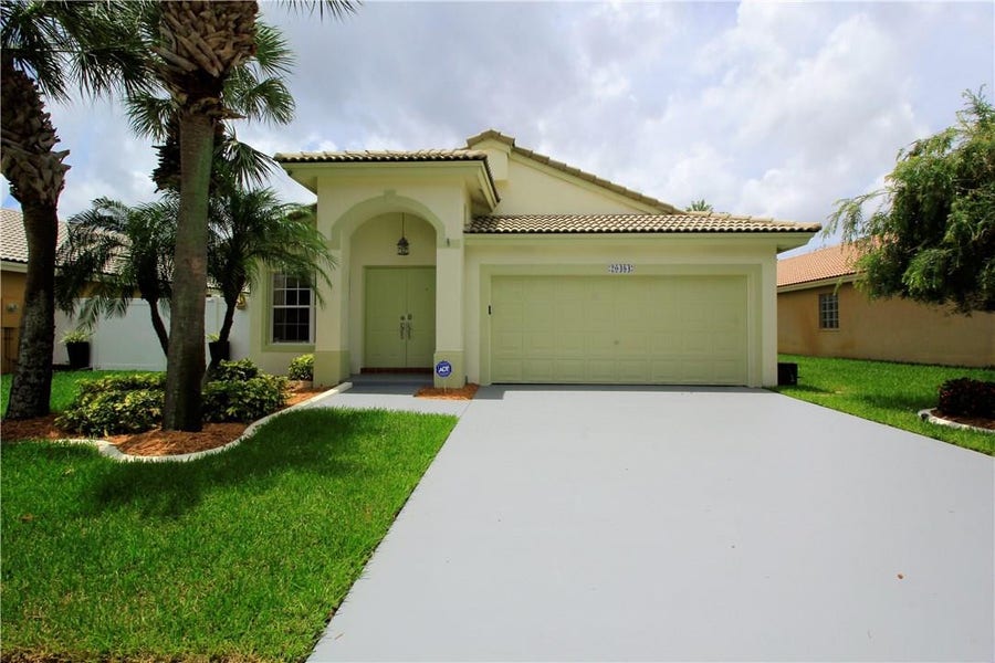 Property photo for 20484 SW 5th Street, Pembroke Pines, FL