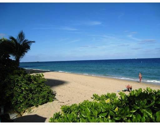 4250 Galt Ocean Drive, #4E, Fort Lauderdale, FL 33308