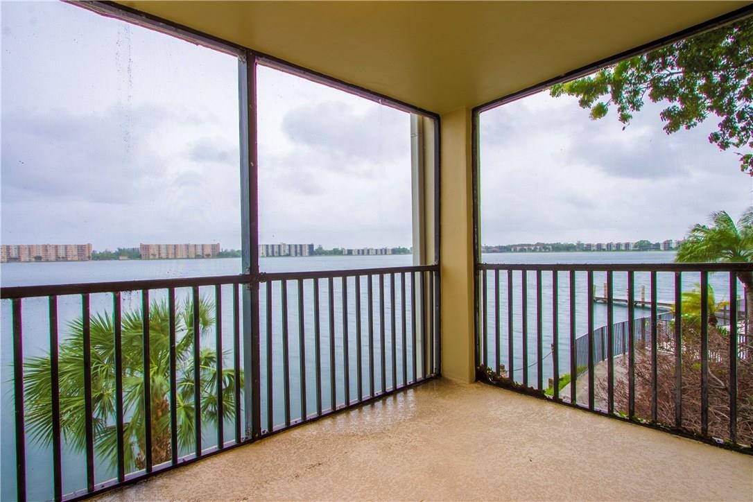 116 Lake Emerald Drive, #210, Oakland Park, FL 33309 116 Lake Emerald Drive, #210, Oakland Park, FL 33309