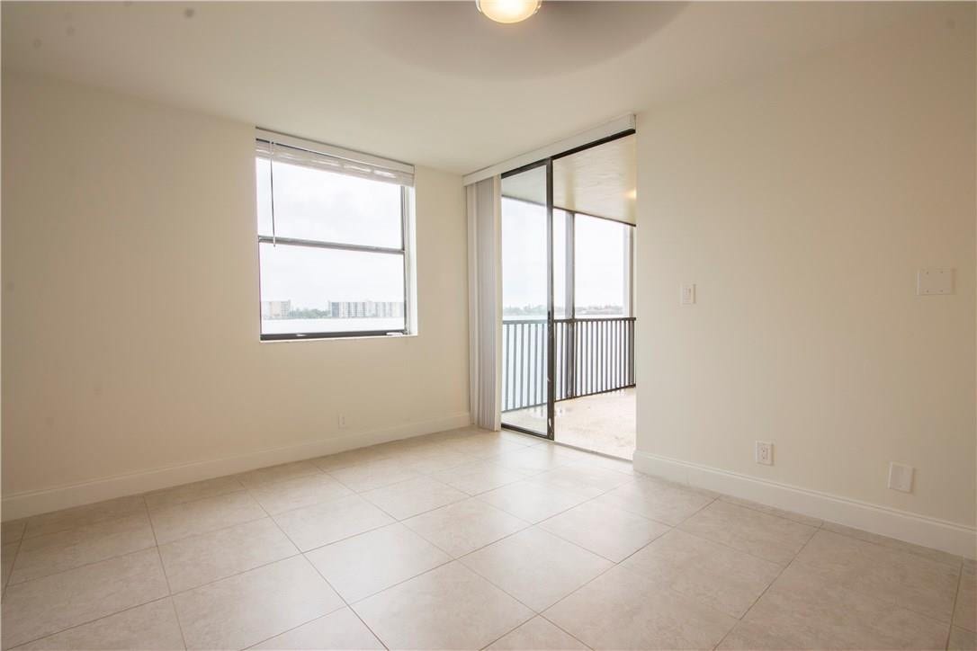 116 Lake Emerald Drive, #210, Oakland Park, FL 33309 116 Lake Emerald Drive, #210, Oakland Park, FL 33309