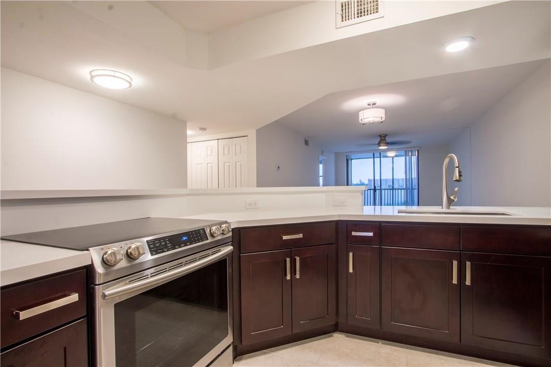 116 Lake Emerald Drive, #210, Oakland Park, FL 33309 116 Lake Emerald Drive, #210, Oakland Park, FL 33309