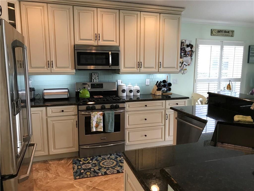 937 SE Westminster Place, Stuart, FL 34997 Photo 4