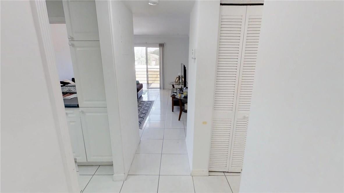 4324 NW 9th Avenue, #7-3G, Pompano Beach, FL 33064