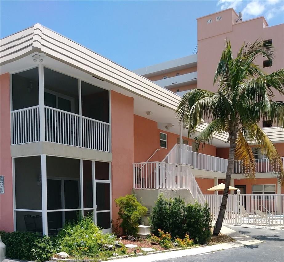 1450 N Riverside Drive, #201, Pompano Beach, FL 33062 Nice boutique building a block from the beaches of Pompano Beach