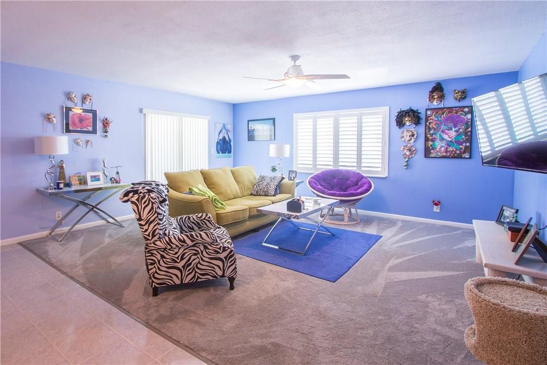 1450 N Riverside Drive, #201, Pompano Beach, FL 33062 OVERSIZED LIVING ROOM AREA
