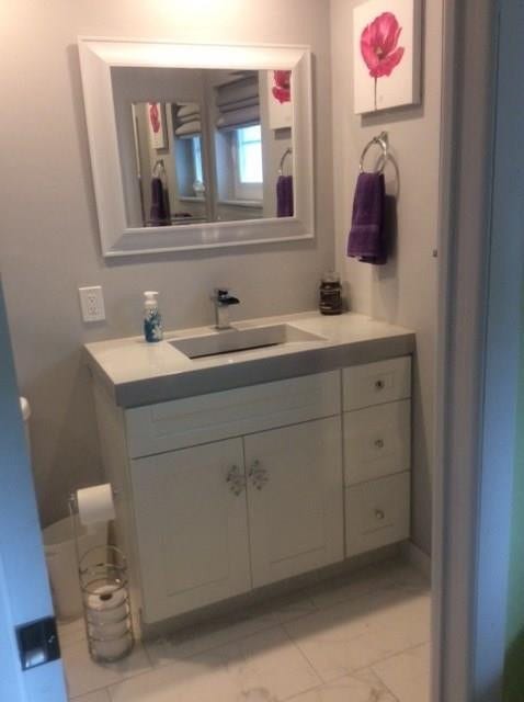 1450 N Riverside Drive, #201, Pompano Beach, FL 33062 MASTER BATHROOM