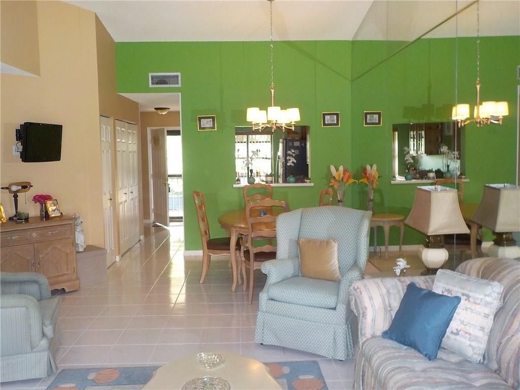 3328 Perimeter Drive, #3328, Greenacres, FL 33467
