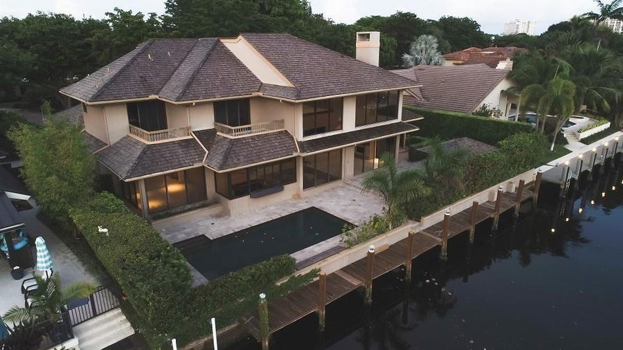 Property photo for 40 Bay Colony Drive, Fort Lauderdale, FL