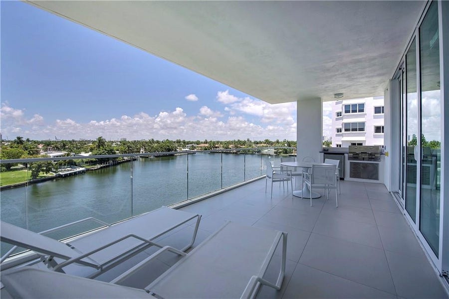Property photo for 353 Sunset Drive, #301, Fort Lauderdale, FL