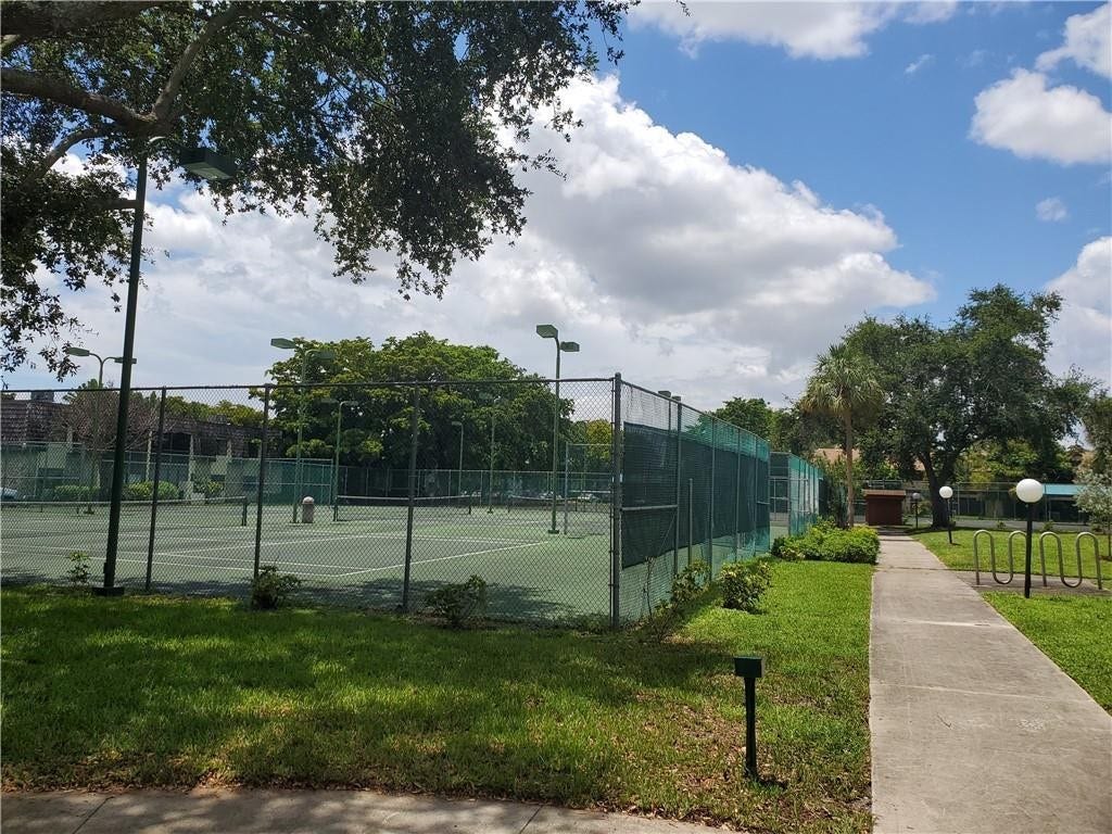 2700 S Oakland Forest Drive, #406, Oakland Park, FL 33309 2700 S Oakland Forest Drive, #406, Oakland Park, FL 33309