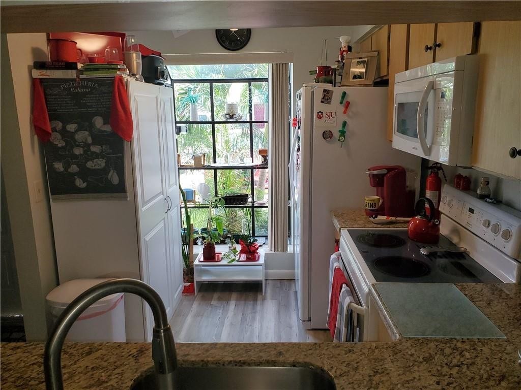2700 S Oakland Forest Drive, #406, Oakland Park, FL 33309 2700 S Oakland Forest Drive, #406, Oakland Park, FL 33309