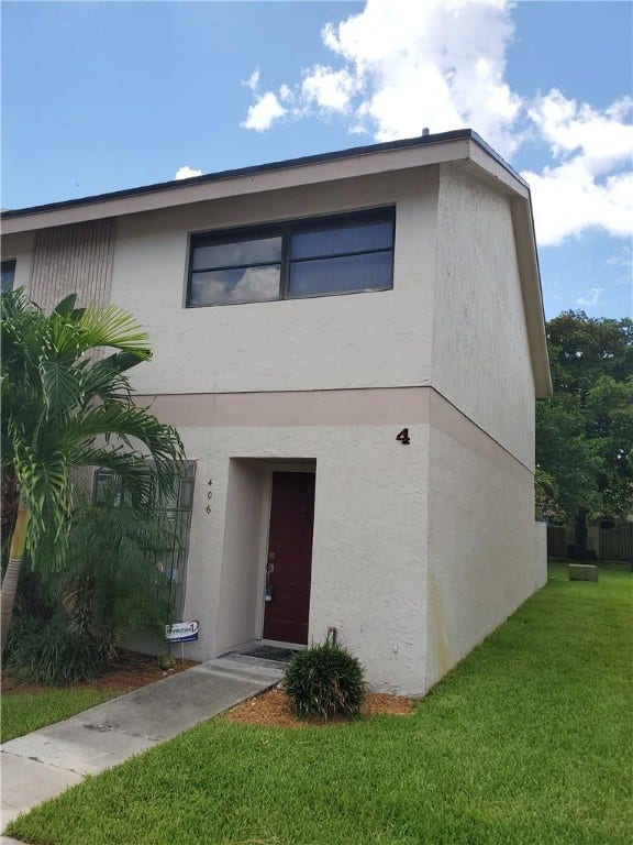2700 S Oakland Forest Drive, #406, Oakland Park, FL 33309 2700 S Oakland Forest Drive, #406, Oakland Park, FL 33309