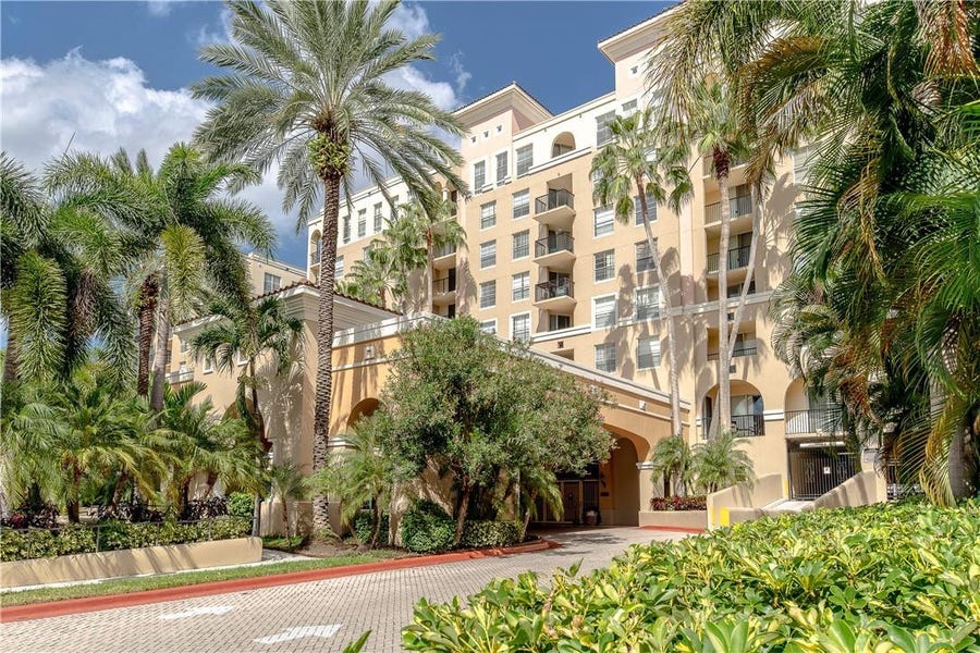Property photo for 520 SE 5th Avenue, #1401, Fort Lauderdale, FL