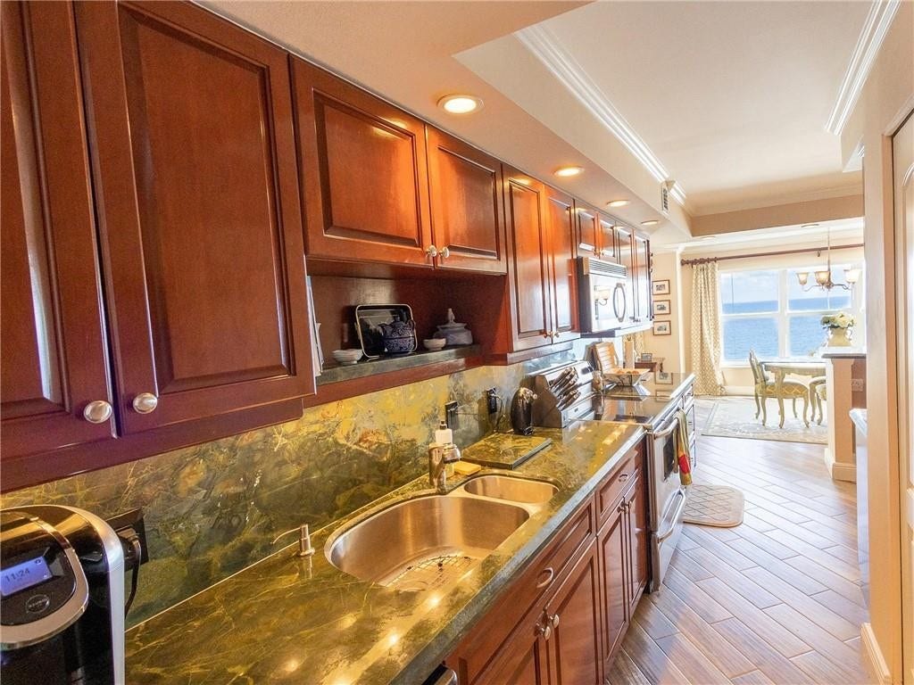 3900 Galt Ocean Drive, #806, Fort Lauderdale, FL 33308