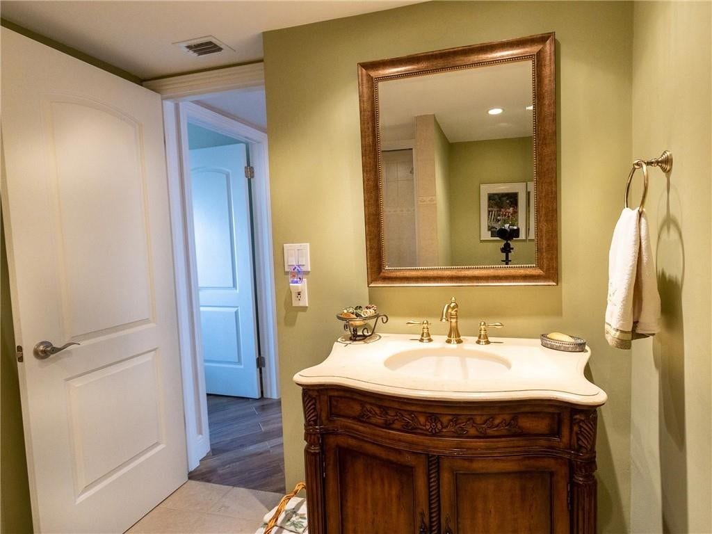 3900 Galt Ocean Drive, #806, Fort Lauderdale, FL 33308