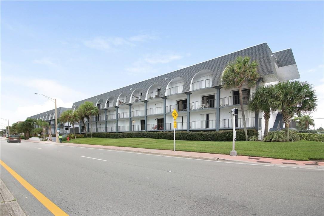 4013 N Ocean Drive, #212, Lauderdale By The Sea, FL 33308