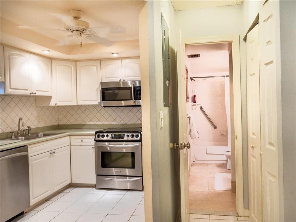 4013 N Ocean Drive, #212, Lauderdale By The Sea, FL 33308