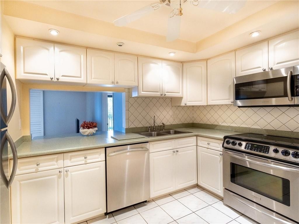 4013 N Ocean Drive, #212, Lauderdale By The Sea, FL 33308