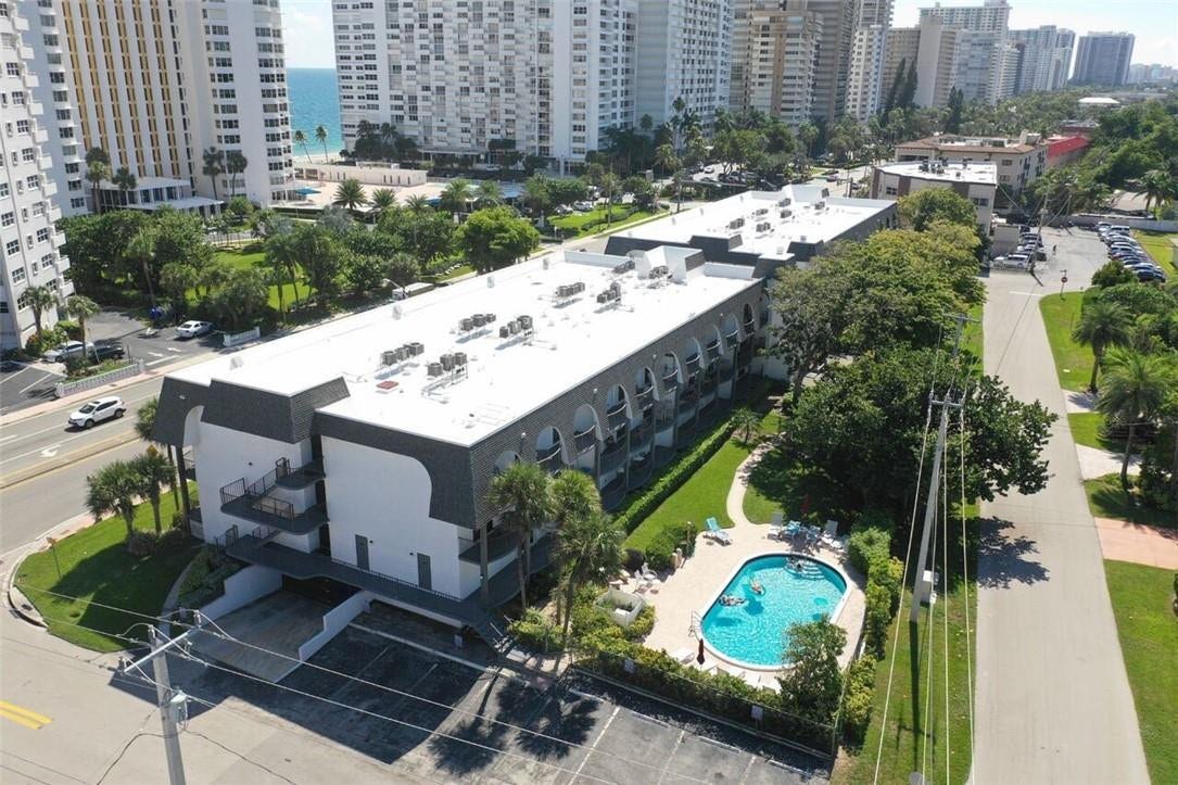 4013 N Ocean Drive, #212, Lauderdale By The Sea, FL 33308