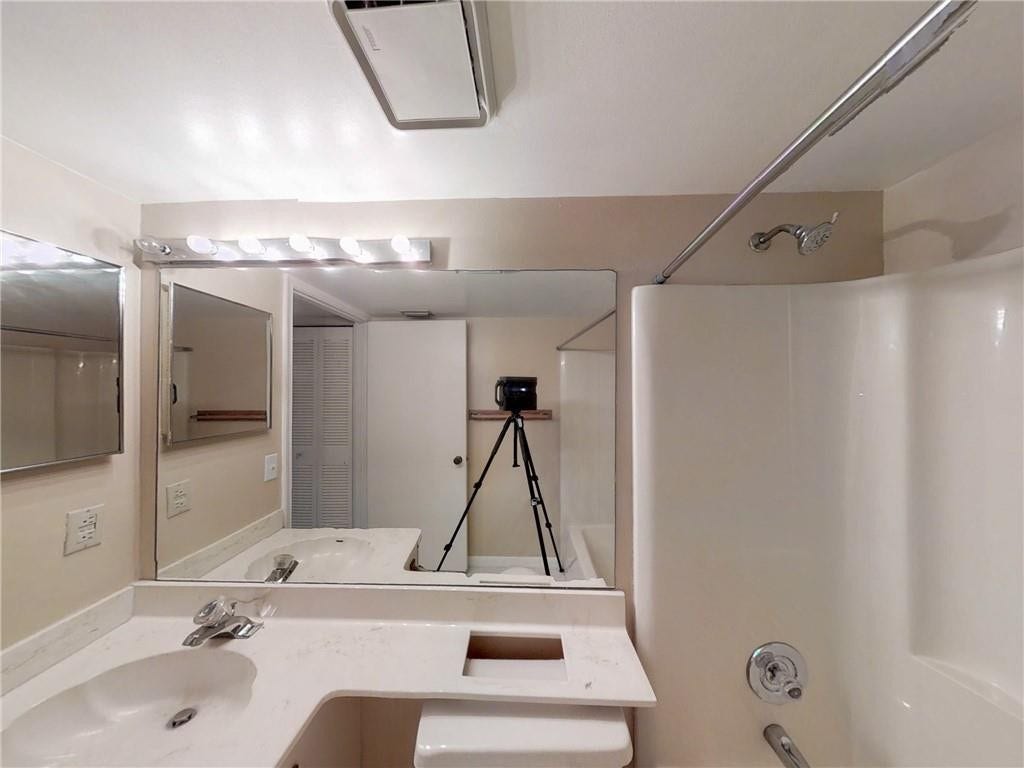 400 Club Circle, #105, Boca Raton, FL 33487 400 Club Circle, #105, Boca Raton, FL 33487