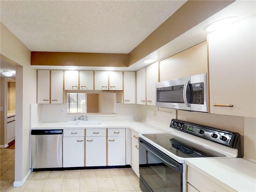 400 Club Circle, #105, Boca Raton, FL 33487 400 Club Circle, #105, Boca Raton, FL 33487