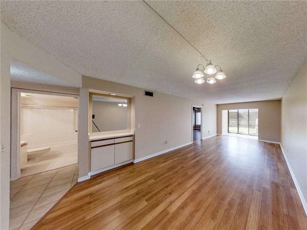 400 Club Circle, #105, Boca Raton, FL 33487 400 Club Circle, #105, Boca Raton, FL 33487