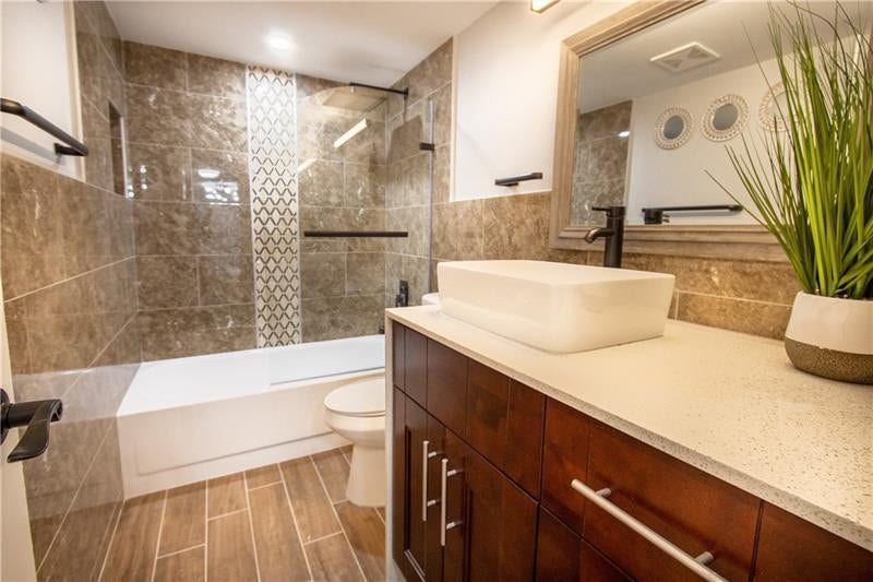 111 SE 3rd Avenue, #205, Dania Beach, FL 33004