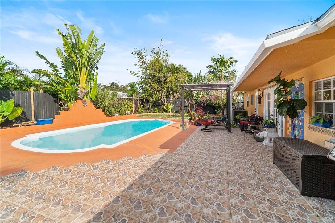 3371 SW 16th Street, Fort Lauderdale, FL 33312 3371 SW 16th Street, Fort Lauderdale, FL 33312