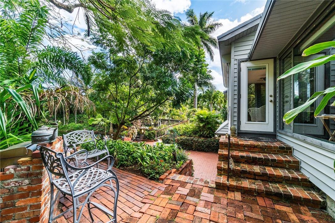 2249 Lazy Lane, Lazy Lake, FL 33305