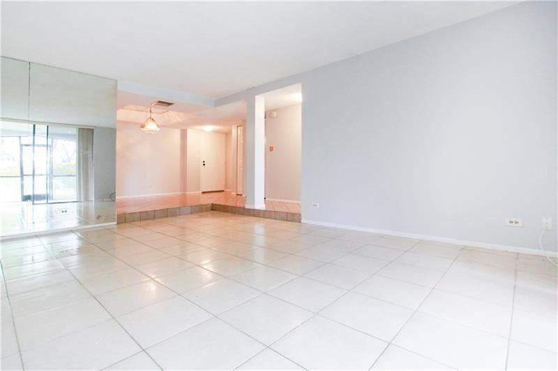 3760 Inverrary Drive, #1C, Lauderhill, FL 33319