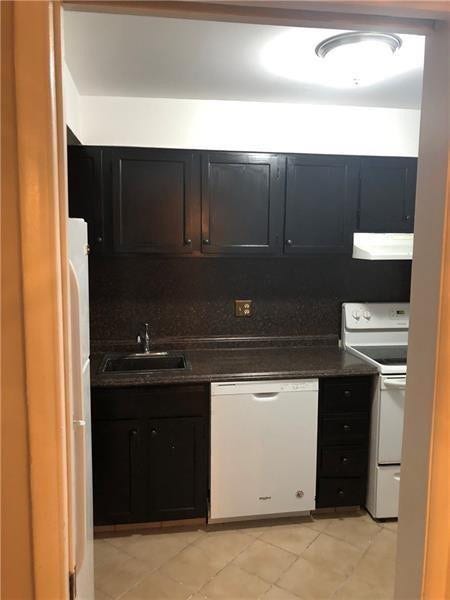 3760 Inverrary Drive, #1C, Lauderhill, FL 33319