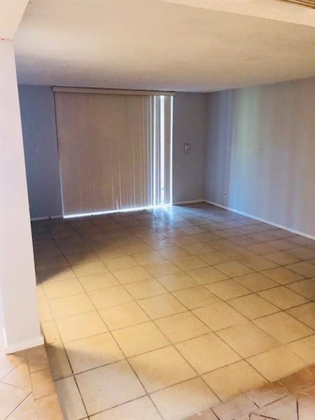 3760 Inverrary Drive, #1C, Lauderhill, FL 33319