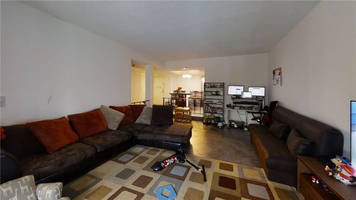 3740 Inverrary Drive, #3G, Lauderhill, FL 33319