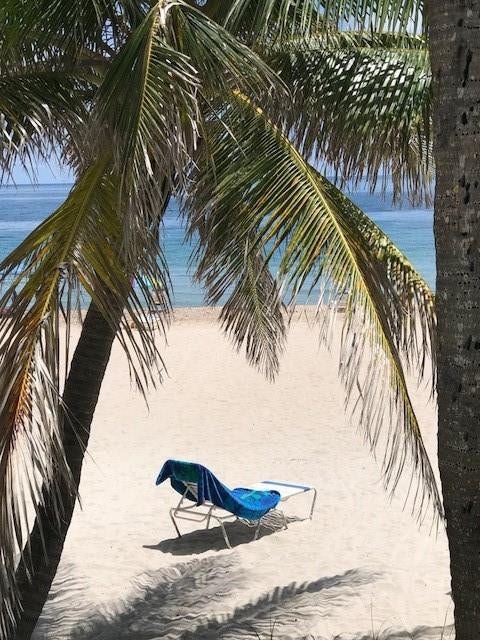 3400 Galt Ocean Drive, #1104 S, Fort Lauderdale, FL 33308 Beach chairs are supplied to Southpoint owners.