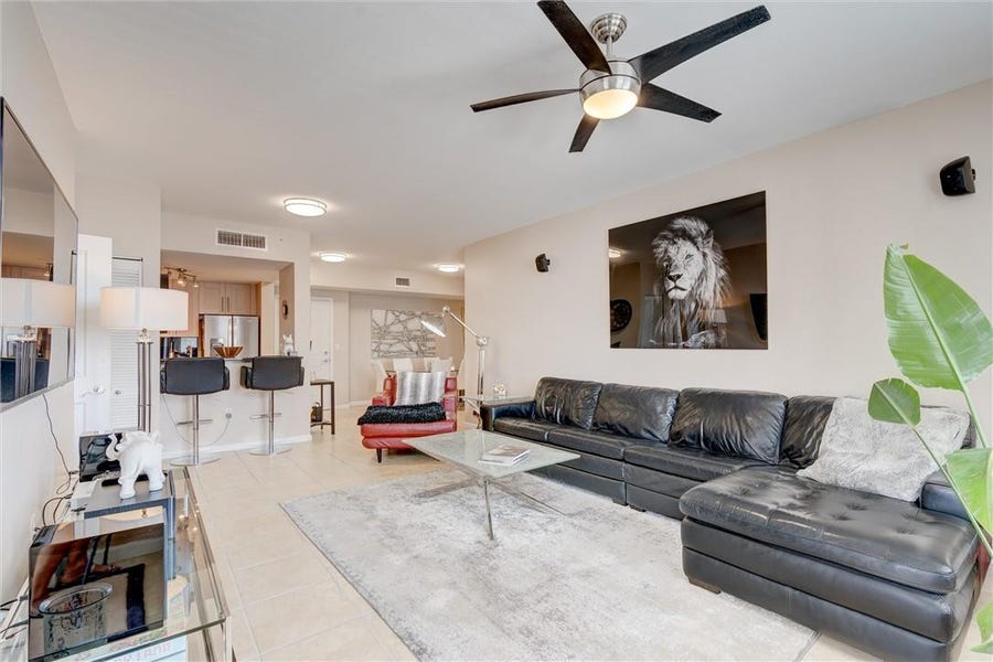 Property photo for 511 SE 5th Avenue, #813, Fort Lauderdale, FL