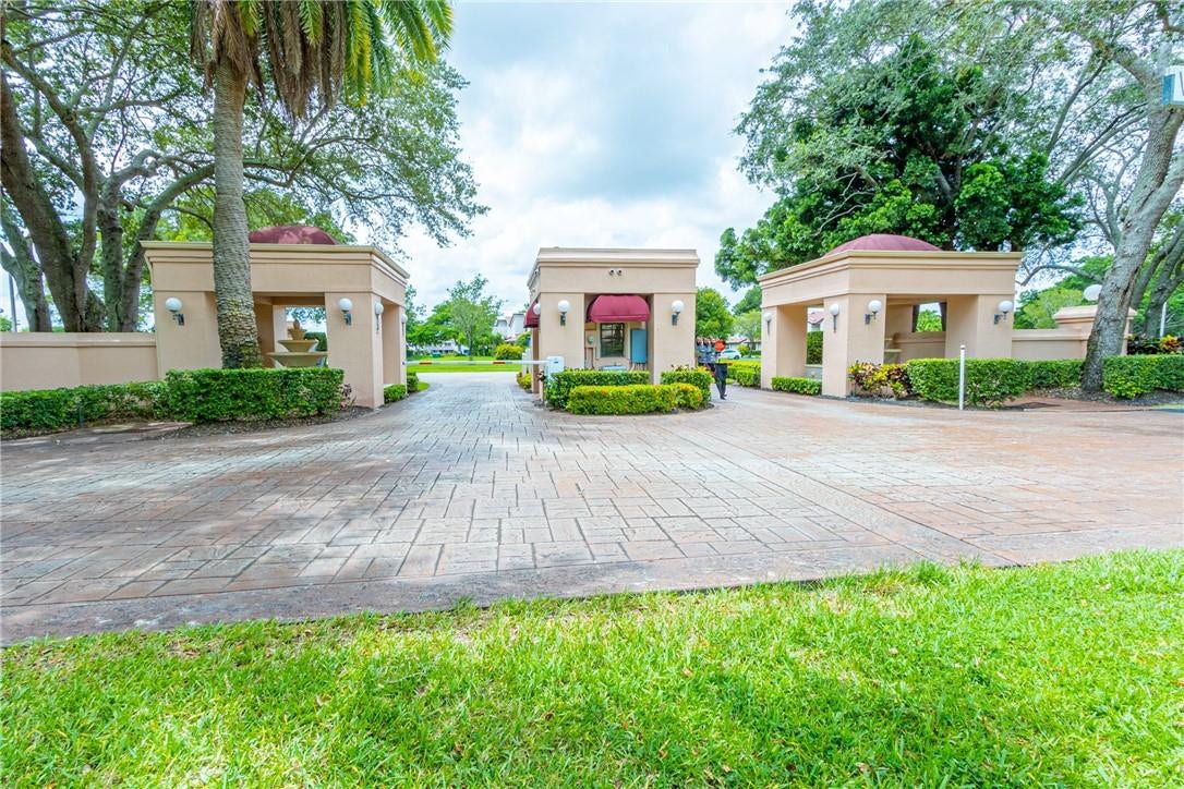 3072 Deer Creek Viaduct, Deerfield Beach, FL 33442 Photo 62