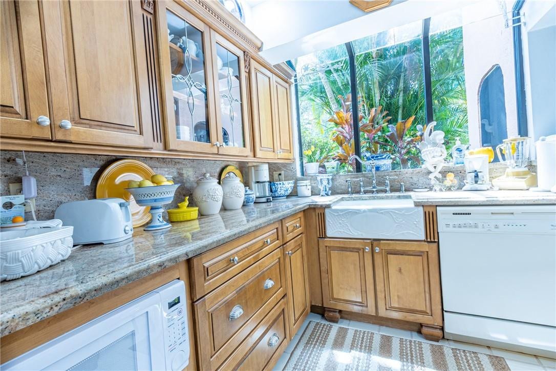 3072 Deer Creek Viaduct, Deerfield Beach, FL 33442 Photo 21