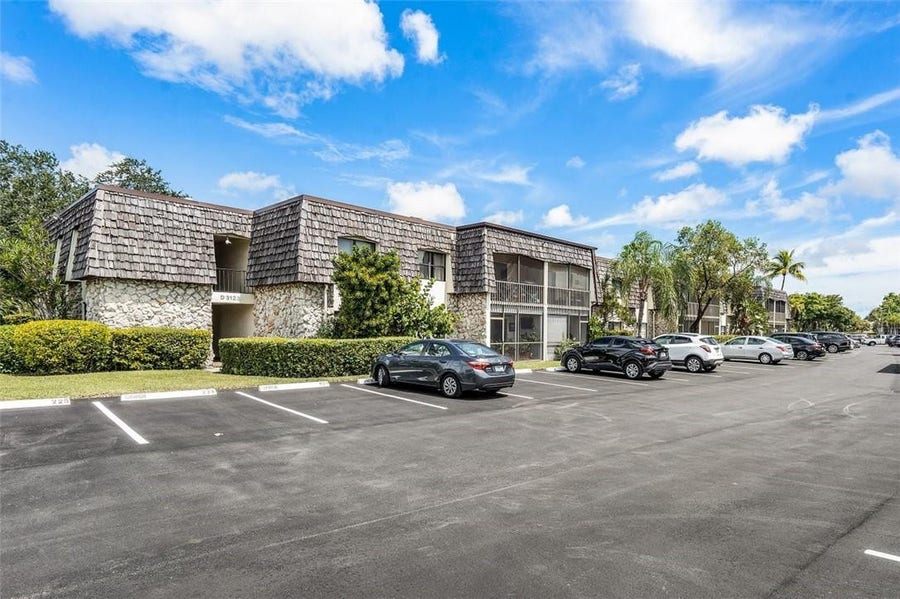 Property photo for 3123 Oakland Shores Drive, #D206, Oakland Park, FL