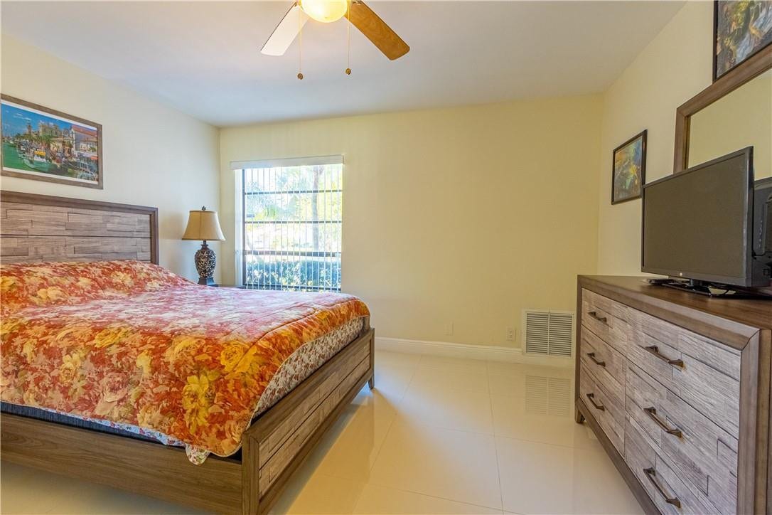 7904 Hibiscus Way, Tamarac, FL 33321 7904 Hibiscus Way, Tamarac, FL 33321