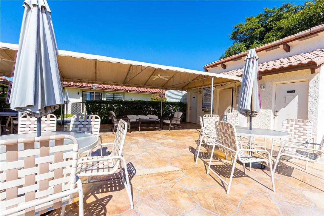 7904 Hibiscus Way, Tamarac, FL 33321 7904 Hibiscus Way, Tamarac, FL 33321