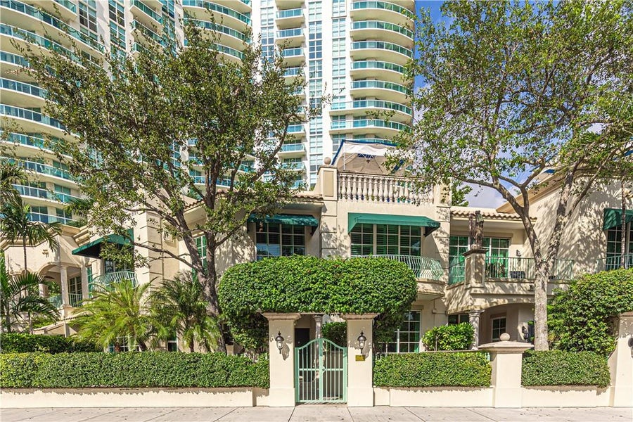 Property photo for 411 N New River Drive, #V-2, Fort Lauderdale, FL