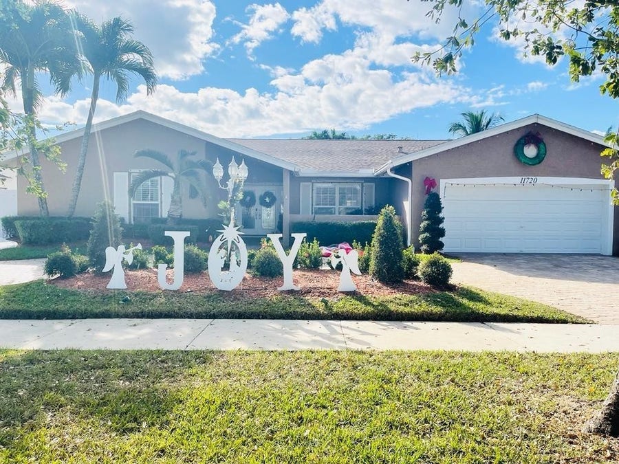 Property photo for Cooper City, FL