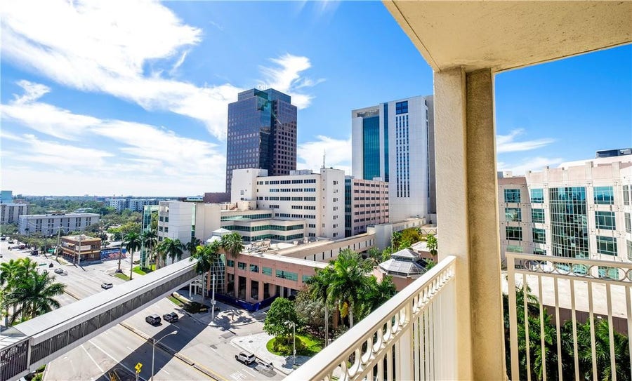 Property photo for 511 SE 5th Avenue, #913, Fort Lauderdale, FL